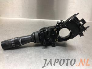 Gebruikte Licht Schakelaar Kia Sportage (SL) 2.0 CVVT 16V 4x4 Prijs € 29,95 Margeregeling aangeboden door Japoto Parts B.V.