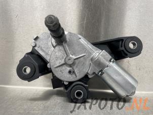 Gebruikte Ruitenwissermotor achter Nissan Qashqai (J10) 2.0 16V Prijs € 31,49 Margeregeling aangeboden door Japoto Parts B.V.