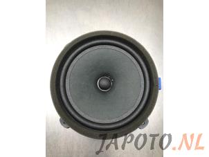 Gebruikte Speaker Kia Niro I (DE) 1.6 GDI Hybrid Prijs € 34,95 Margeregeling aangeboden door Japoto Parts B.V.