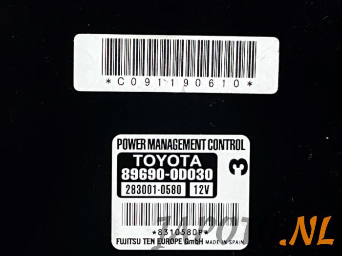 Computer Body Control van een Toyota Yaris III (P13) 1.33 16V Dual VVT-I 2011