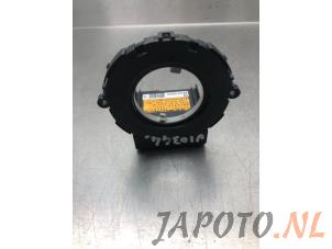 Gebruikte Gier sensor Toyota Yaris III (P13) 1.33 16V Dual VVT-I Prijs € 49,95 Margeregeling aangeboden door Japoto Parts B.V.
