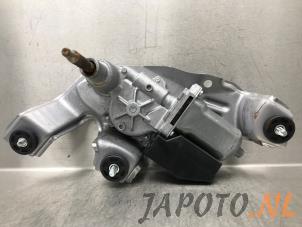 Gebruikte Ruitenwissermotor achter Toyota Auris Touring Sports (E18) 1.8 16V Hybrid Prijs € 59,95 Margeregeling aangeboden door Japoto Parts B.V.