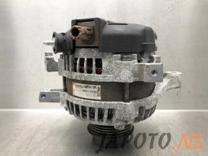 Gebruikte Alternator Toyota Yaris III (P13) 1.33 16V Dual VVT-I Prijs € 52,45 Margeregeling aangeboden door Japoto Parts B.V.