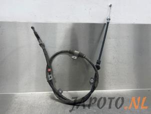 Gebruikte Handrem Kabel Mitsubishi Outlander (GF/GG) 2.0 16V PHEV 4x4 Prijs € 26,20 Margeregeling aangeboden door Japoto Parts B.V.