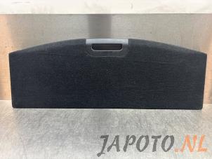 Gebruikte Vloerplaat bagageruimte Nissan X-Trail (T32) 1.6 DIG-T 16V Prijs € 49,95 Margeregeling aangeboden door Japoto Parts B.V.