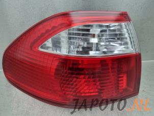 Gebruikte Achterlicht links Mazda 626 (GF14) 1.8i 16V Prijs op aanvraag aangeboden door Japoto Parts B.V.