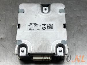 Gebruikte Alarm module Toyota Yaris IV (P21/PA1/PH1) 1.5 12V Hybrid 115 Prijs op aanvraag aangeboden door Japoto Parts B.V.