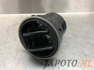 Gebruikte Luchtrooster zijkant Mazda 3 (BL12/BLA2/BLB2) 1.6 CiTD 16V Prijs € 15,70 Margeregeling aangeboden door Japoto Parts B.V.
