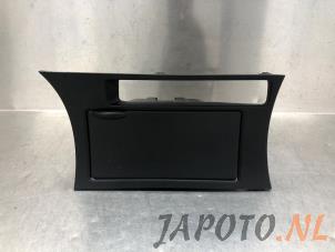 Gebruikte Display Interieur Mazda 3 (BL12/BLA2/BLB2) 1.6 CiTD 16V Prijs € 20,95 Margeregeling aangeboden door Japoto Parts B.V.