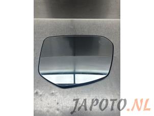 Gebruikte Spiegelglas rechts Honda Civic (FK6/7/8/9) 1.0i VTEC Turbo 12V Prijs op aanvraag aangeboden door Japoto Parts B.V.