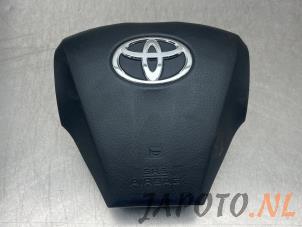 Gebruikte Airbag links (Stuur) Toyota Auris (E15) 1.8 16V HSD Full Hybrid Prijs € 74,99 Margeregeling aangeboden door Japoto Parts B.V.