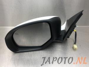 Gebruikte Spiegel Buiten links Suzuki Swift (ZA/ZC/ZD) 1.6 Sport VVT 16V Prijs € 100,00 Margeregeling aangeboden door Japoto Parts B.V.