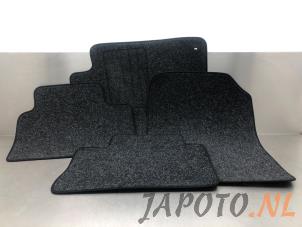Gebruikte Matten Set Hyundai Kona (OS) 1.0 T-GDI 12V Prijs € 49,00 Margeregeling aangeboden door Japoto Parts B.V.