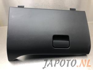 Gebruikte Dashboardkastje Mitsubishi Space Star (A0) 1.0 12V Prijs € 31,45 Margeregeling aangeboden door Japoto Parts B.V.