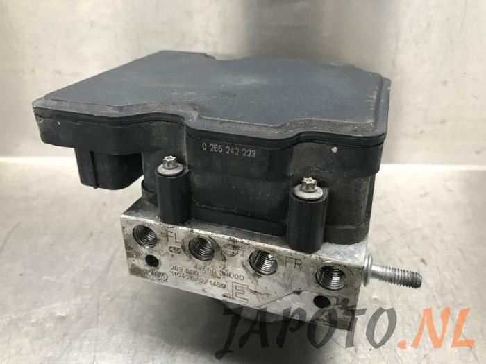 Gebruikte ABS Pomp Nissan Micra (K13) 1.2 12V DIG-S Prijs € 131,25 Margeregeling aangeboden door Japoto Parts B.V.