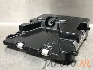Gebruikte Camera voorzijde Toyota Prius (ZVW5) 1.8 16V Hybrid Prijs € 209,95 Margeregeling aangeboden door Japoto Parts B.V.