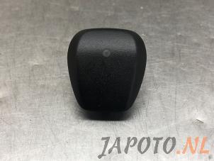 Gebruikte Lichtsensor Hyundai i30 Wagon (PDEF5) 1.6 CRDi 16V VGT Prijs € 20,95 Margeregeling aangeboden door Japoto Parts B.V.