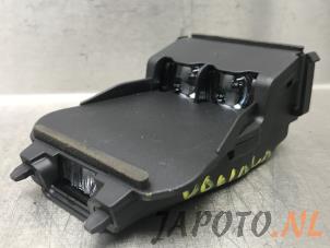 Gebruikte Sensor regen Mazda CX-3 (DJ/DK) 1.5 Skyactiv D 105 16V Prijs € 36,74 Margeregeling aangeboden door Japoto Parts B.V.