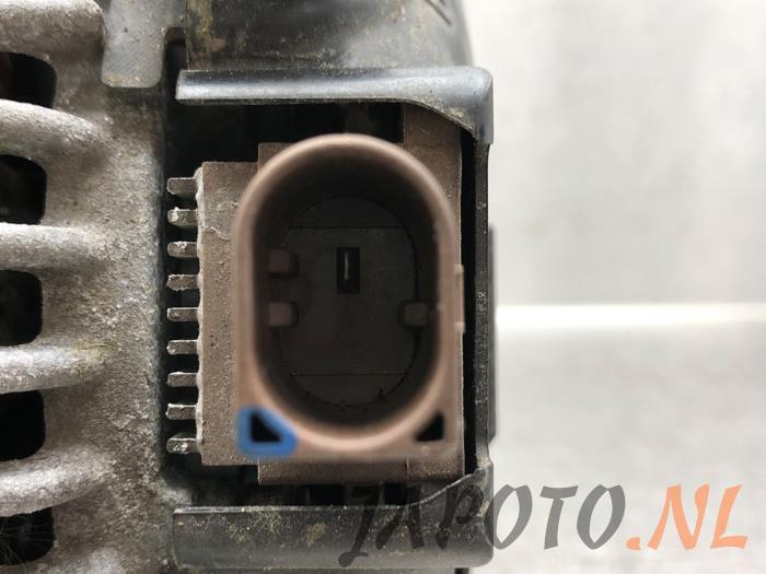 Dynamo van een Hyundai i30 Wagon (PDEF5) 1.6 CRDi 16V VGT 2018