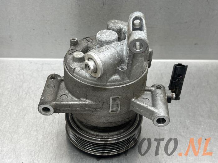 Gebruikte Aircopomp Toyota Aygo (B40) 1.0 12V VVT-i Prijs € 52,45 Margeregeling aangeboden door Japoto Parts B.V.
