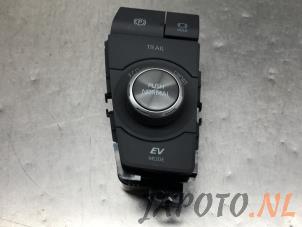 Gebruikte Bediening boordcomputer Toyota RAV4 (A5) 2.5 Hybrid 16V AWD Prijs € 157,45 Margeregeling aangeboden door Japoto Parts B.V.