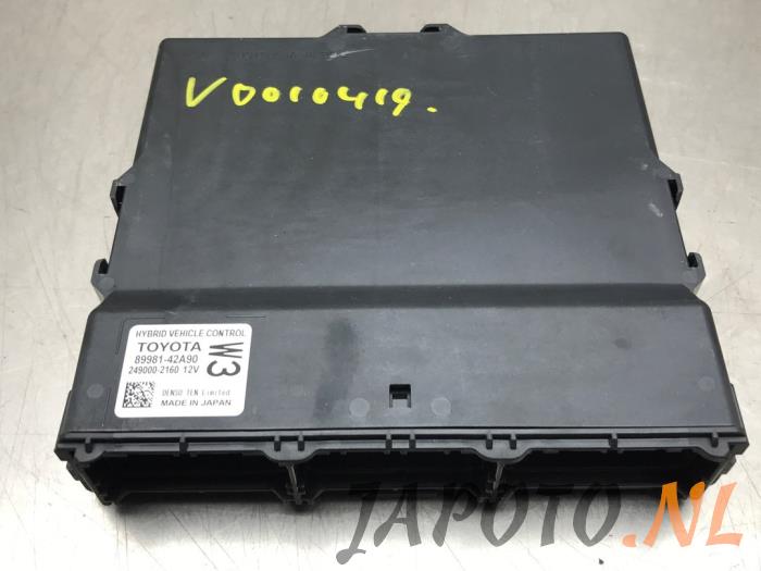 Gebruikte Bodycontrol Module Toyota RAV4 (A5) 2.5 Hybrid 16V AWD Prijs € 157,49 Margeregeling aangeboden door Japoto Parts B.V.