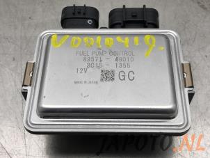 Gebruikte Brandstofpomp module Toyota RAV4 (A5) 2.5 Hybrid 16V AWD Prijs € 104,95 Margeregeling aangeboden door Japoto Parts B.V.