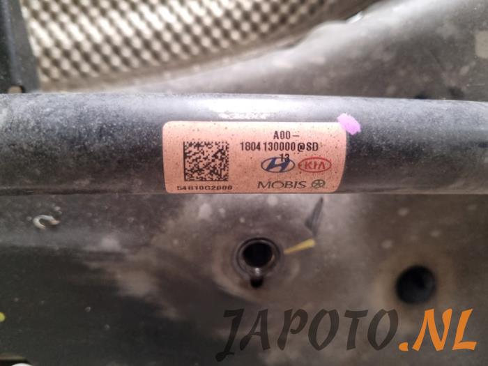 Subframe van een Kia Niro I (DE) 1.6 GDI PHEV 2018