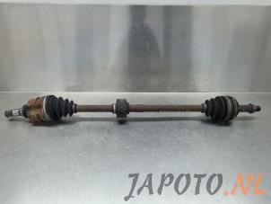 Gebruikte Aandrijfas rechts-voor Toyota Celica (T20) 1.8i 16V Prijs € 52,49 Margeregeling aangeboden door Japoto Parts B.V.