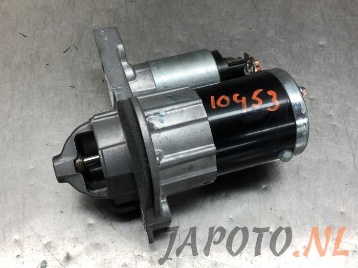 Gebruikte Startmotor Nissan Juke (F16) 1.0 DIG-T 12V Prijs € 41,99 Margeregeling aangeboden door Japoto Parts B.V.