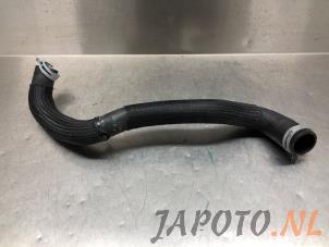 Gebruikte Intercooler Slang Nissan Juke (F16) 1.0 DIG-T 12V Prijs € 78,74 Margeregeling aangeboden door Japoto Parts B.V.