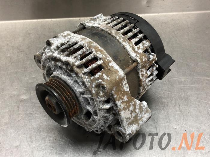 Gebruikte Dynamo Chevrolet Spark (M300) 1.0 16V Bifuel Prijs € 26,20 Margeregeling aangeboden door Japoto Parts B.V.