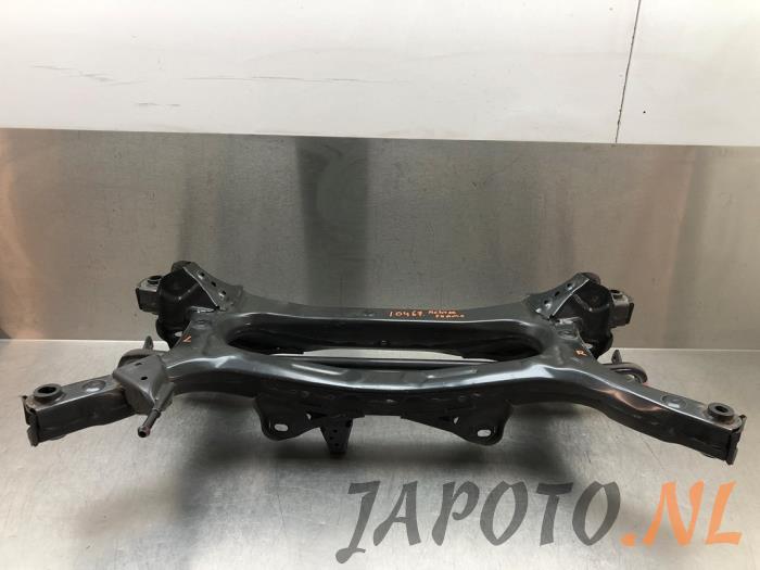 Gebruikte Subframe Toyota Corolla (E21/EA1/EH1) 1.8 16V Hybrid Prijs € 209,99 Margeregeling aangeboden door Japoto Parts B.V.