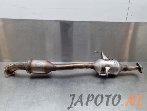 Gebruikte Uitlaat Middendemper Toyota Corolla (E21/EA1/EH1) 1.8 16V Hybrid Prijs € 262,50 Margeregeling aangeboden door Japoto Parts B.V.