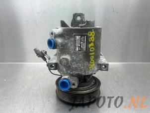 Gebruikte Pomp Airco Mitsubishi Space Star (A0) 1.0 12V Prijs € 52,45 Margeregeling aangeboden door Japoto Parts B.V.