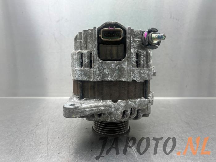 Gebruikte Dynamo Mitsubishi Space Star (A0) 1.0 12V Prijs € 36,70 Margeregeling aangeboden door Japoto Parts B.V.