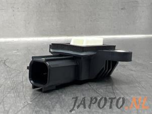 Gebruikte Airbag Sensor Hyundai Tucson (TL) 1.6 GDi 16V 2WD Prijs € 20,99 Margeregeling aangeboden door Japoto Parts B.V.