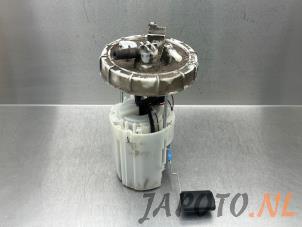 Gebruikte Benzinepomp Kia Picanto (JA) 1.0 T-GDI 12V Prijs € 94,49 Margeregeling aangeboden door Japoto Parts B.V.