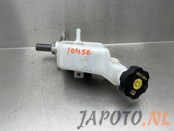 Gebruikte Hoofdremcilinder Kia Picanto (JA) 1.0 T-GDI 12V Prijs € 20,99 Margeregeling aangeboden door Japoto Parts B.V.
