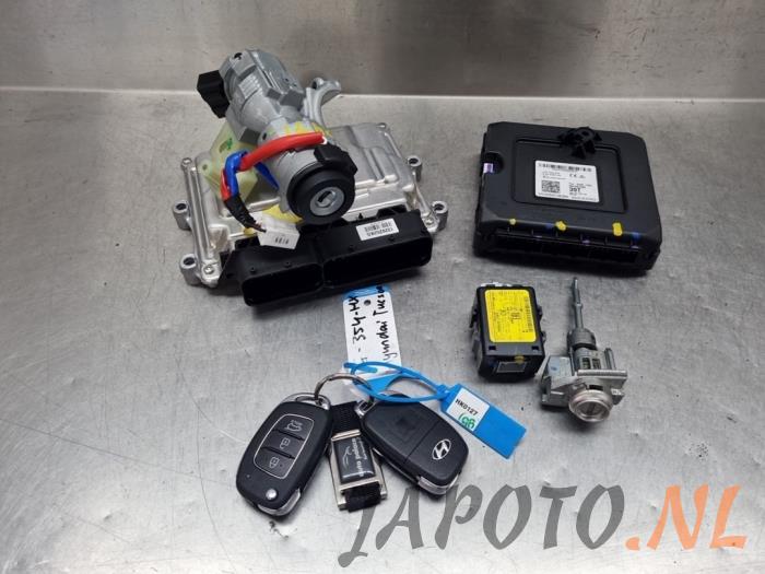 Gebruikte Kontaktslot + computer Hyundai Tucson (TL) 1.6 GDi 16V 2WD Prijs € 262,50 Margeregeling aangeboden door Japoto Parts B.V.