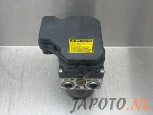 Gebruikte ABS Pomp Lexus GS (..S19) 300 3.0 24V VVT-i Prijs € 262,45 Margeregeling aangeboden door Japoto Parts B.V.