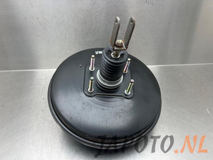 Gebruikte Rembekrachtiger Lexus GS (..S19) 300 3.0 24V VVT-i Prijs € 52,49 Margeregeling aangeboden door Japoto Parts B.V.