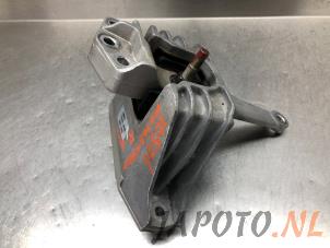 Gebruikte Motorrubber Hyundai Kona (OS) 1.6 GDi HEV 16V Prijs € 51,98 Margeregeling aangeboden door Japoto Parts B.V.