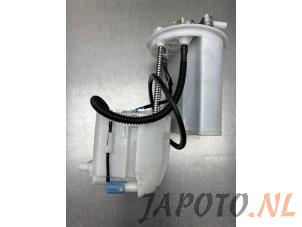 Gebruikte Benzinepomp Toyota RAV4 (A4) 2.0 16V VVT-i 4x4 Prijs € 104,95 Margeregeling aangeboden door Japoto Parts B.V.