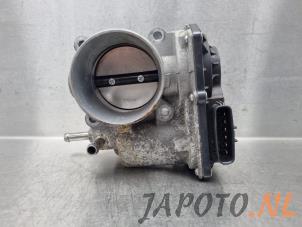 Gebruikte Gasklephuis Toyota RAV4 (A4) 2.0 16V VVT-i 4x4 Prijs € 104,95 Margeregeling aangeboden door Japoto Parts B.V.