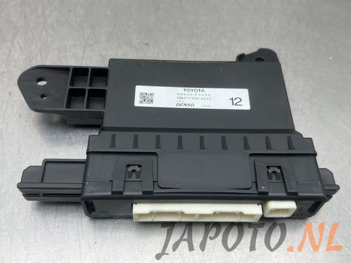 Gebruikte Computer Airco Toyota C-HR (X1,X5) 1.8 16V Hybrid Prijs € 52,45 Margeregeling aangeboden door Japoto Parts B.V.