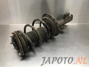 Gebruikte Mac Phersonpoot links-voor Toyota RAV4 (A4) 2.0 16V VVT-i 4x4 Prijs € 78,75 Margeregeling aangeboden door Japoto Parts B.V.
