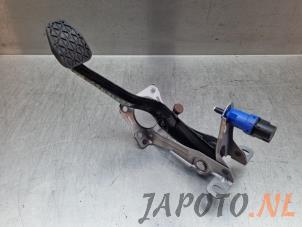 Gebruikte Rempedaal Mazda MX-5 RF (ND) 2.0 SkyActiv G-184 16V Prijs € 36,74 Margeregeling aangeboden door Japoto Parts B.V.