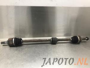 Gebruikte Cardanas rechts-voor (VWA) Kia Cee'd Sportswagon (JDC5) 1.6 GDI 16V Prijs € 78,74 Margeregeling aangeboden door Japoto Parts B.V.