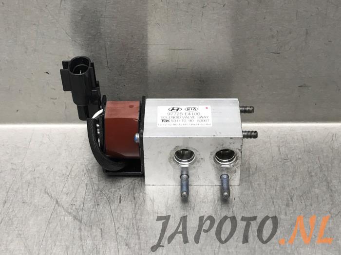 Gebruikte Airco deel (div) Hyundai Ioniq EV 38 kWh Prijs € 63,46 Inclusief btw aangeboden door Japoto Parts B.V.